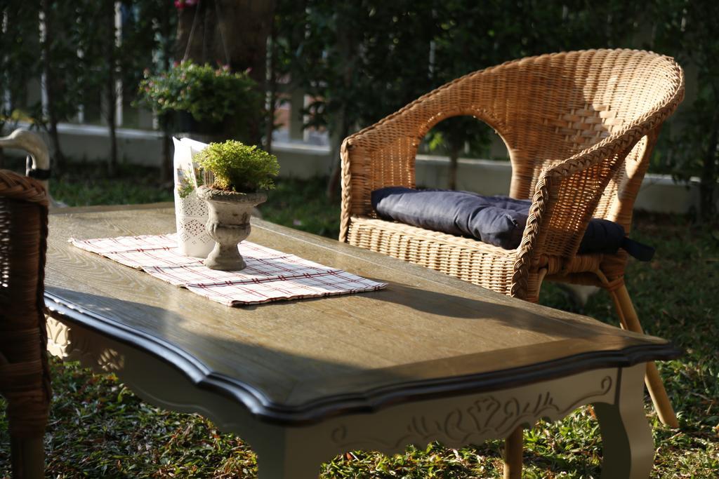 Отель Mona Chiangmai Boutique Чиангмай Экстерьер фото