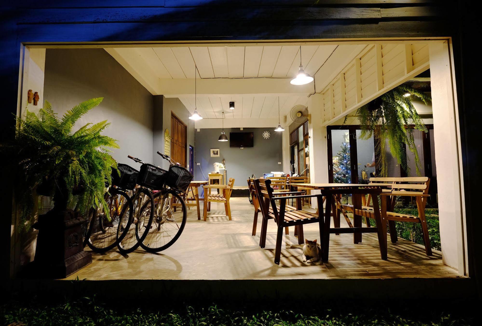 Отель Mona Chiangmai Boutique Чиангмай Экстерьер фото