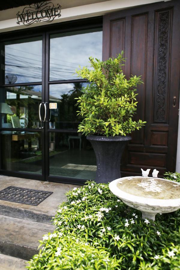 Отель Mona Chiangmai Boutique Чиангмай Экстерьер фото